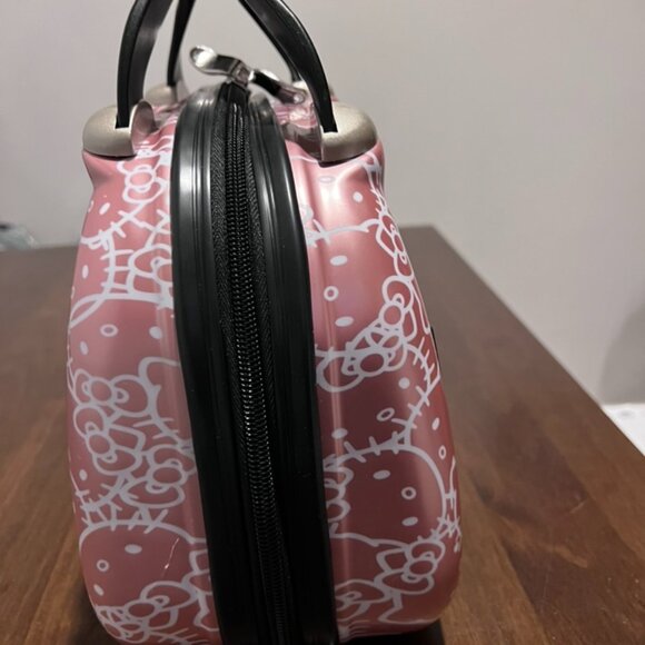 Hello Kitty Beauty Makeup Cosmetic Carrying Case Box Pink Cute Clean ROSE GOLD - Picture 2 of 5